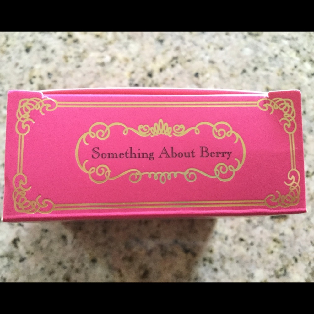 Too Faced Perfect Flush Blush - Picture 6 of 8